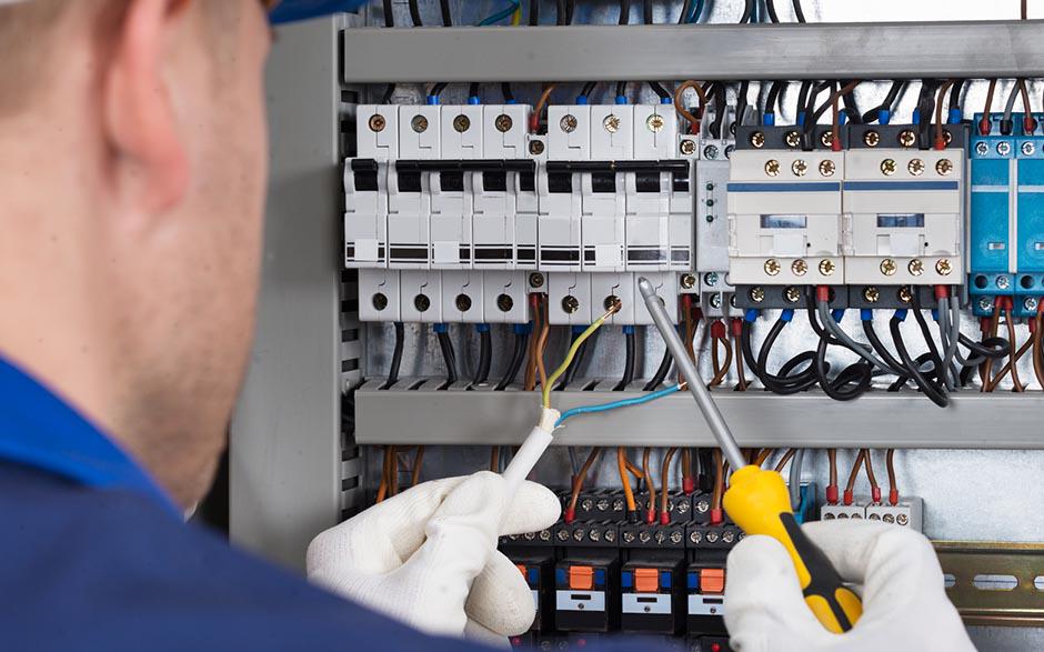 cherche électricien Quincy-sous-Sénart